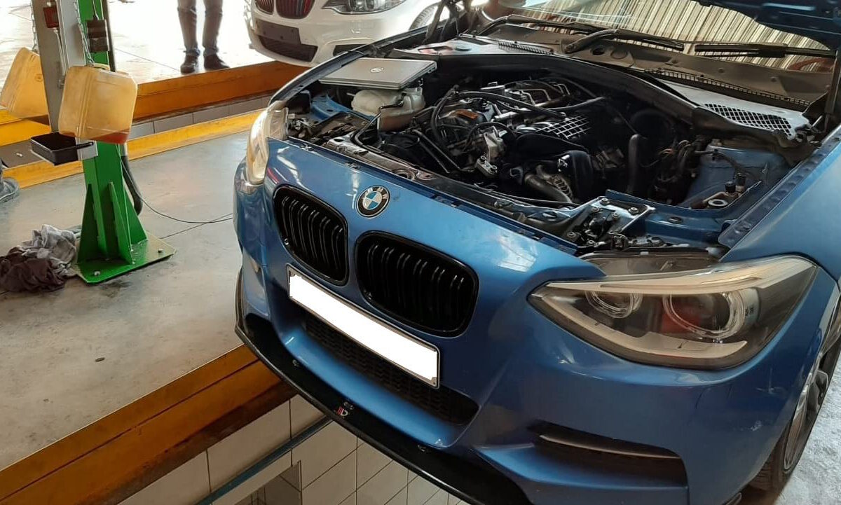 BMW M135 Brake Pad Replacement