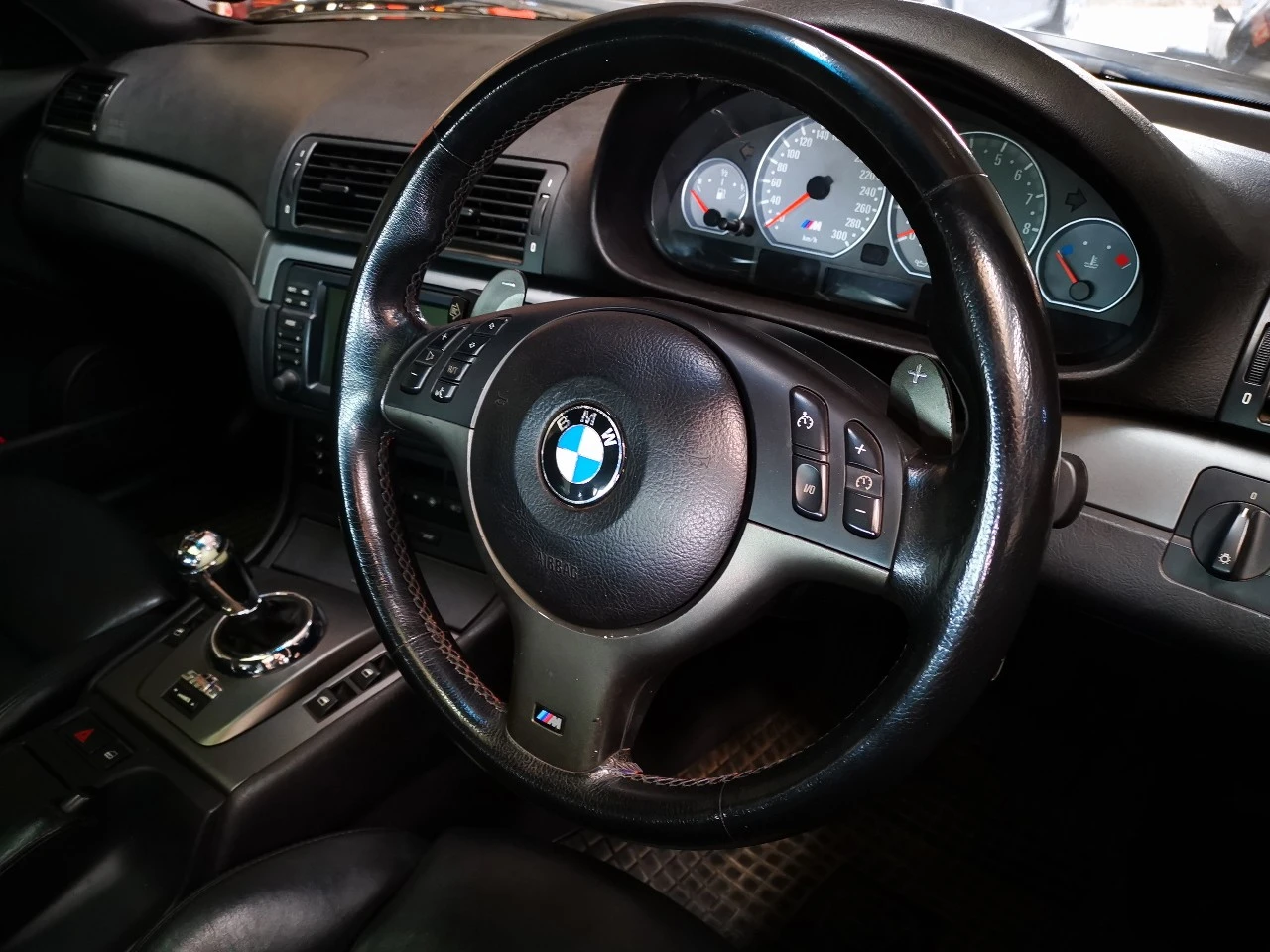 BMW M3 Restoration — BMW M3 airbags replaced
