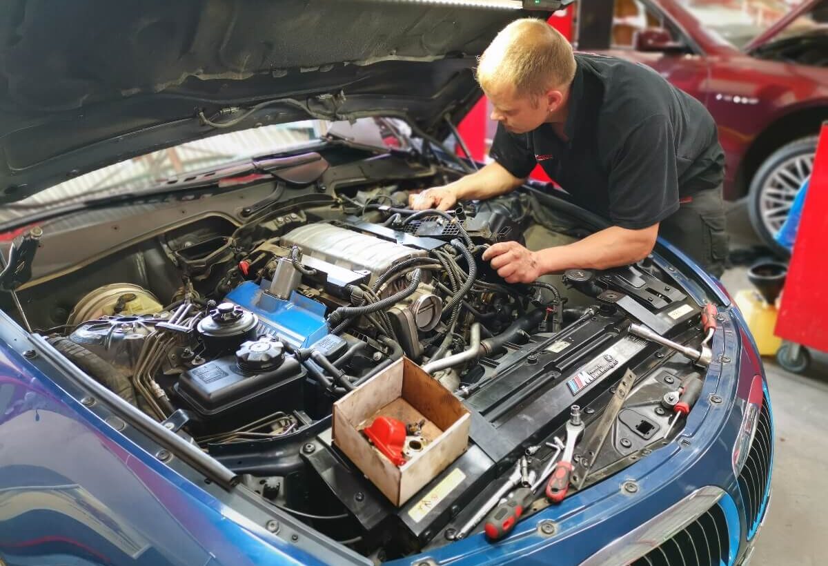 BMW 645Ci Alternator and Gearbox