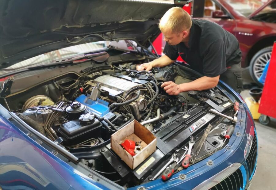 BMW 645Ci Alternator and Gearbox