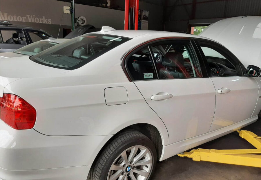 BMW 323i E90 Facelift 2008
