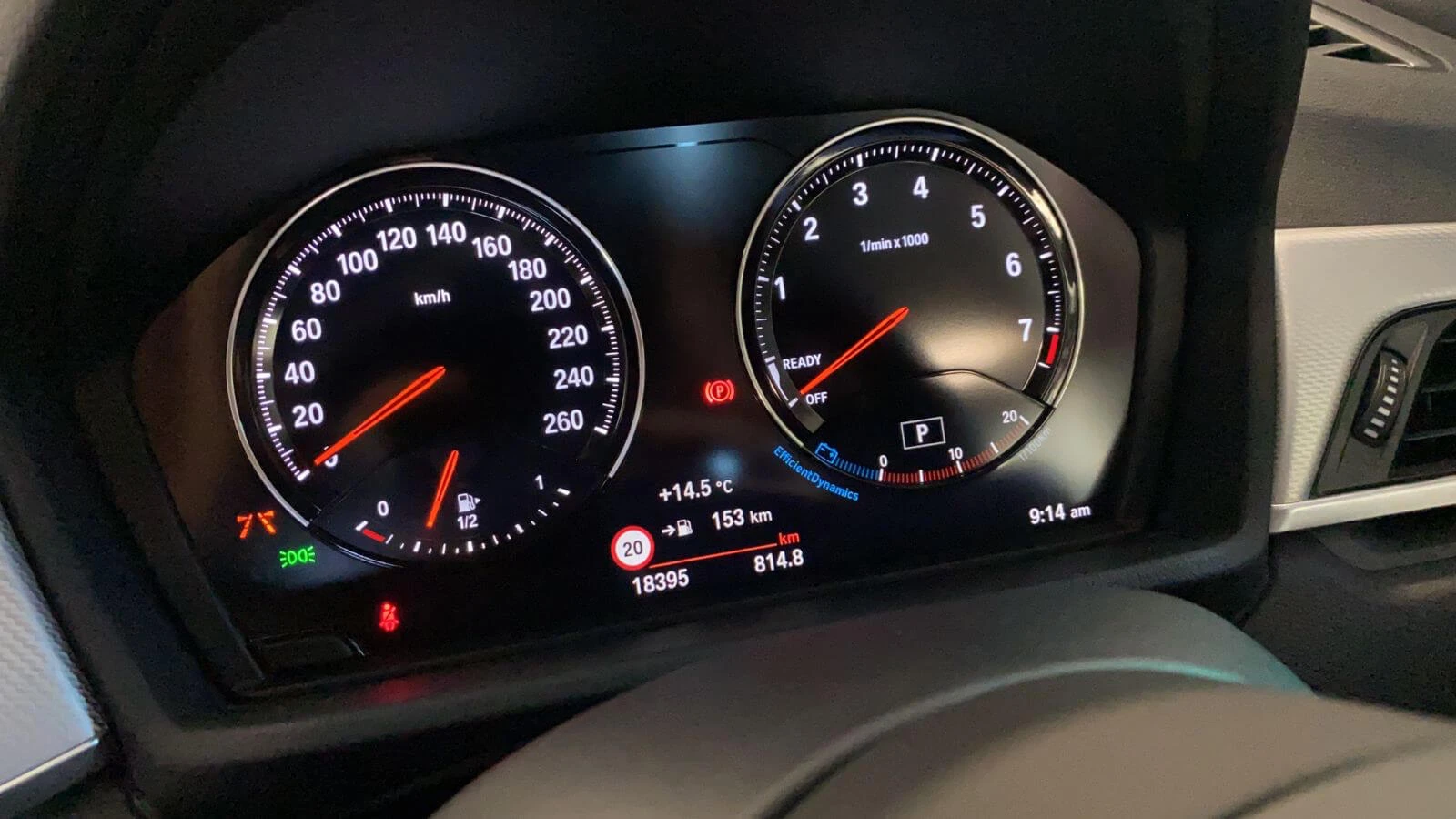 BMW X1 2.0l 2019 — Sold — BMW X1 2.0lt 2019 instrument cluster view