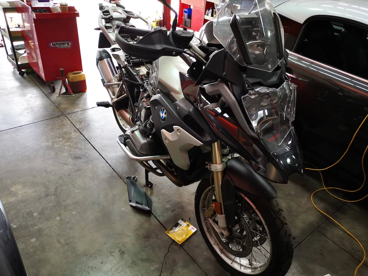 BMW R 1200 GS Motorcycle Full service — BMW R1200GS Motorcycle service brakes battery