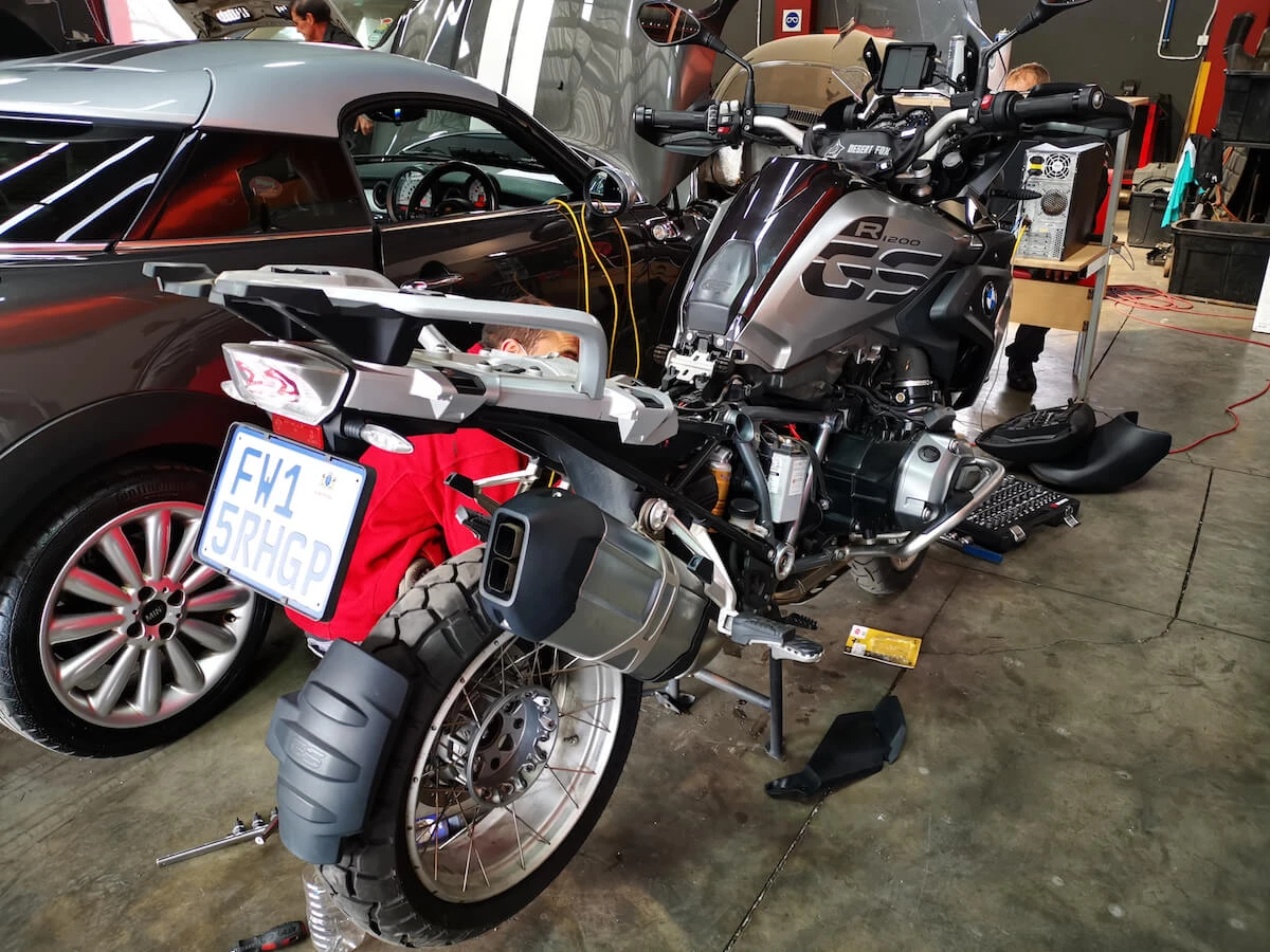 BMW R 1200 GS Motorcycle Full service — BMW R1200GS Motorcycle service