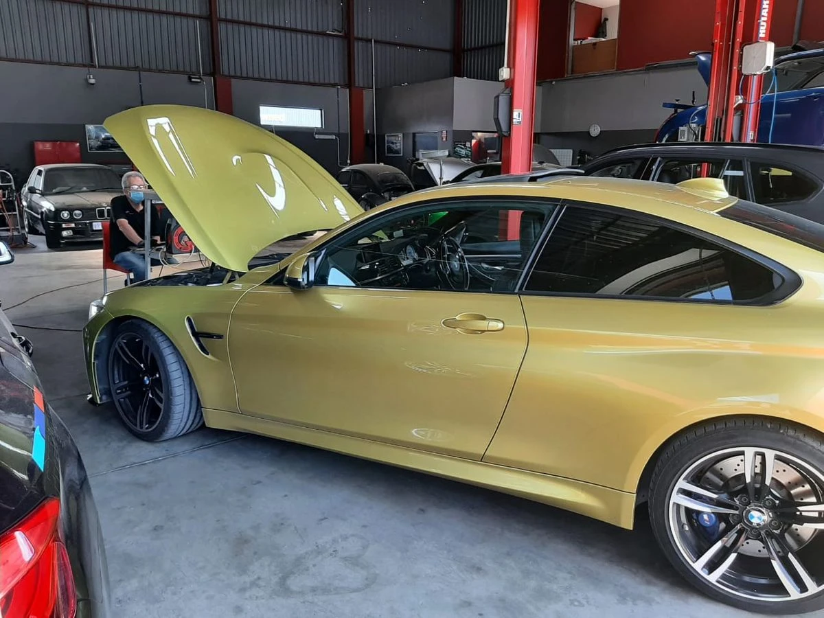 BMW M4 Chassis Fault Diagnosis — BMW M4 4 series chassis fault