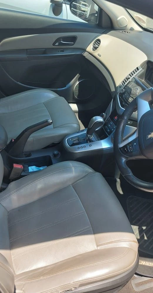 Chevrolet Cruze LT 2012 — Sold — Chevrolet Cruze LT for sale front interior