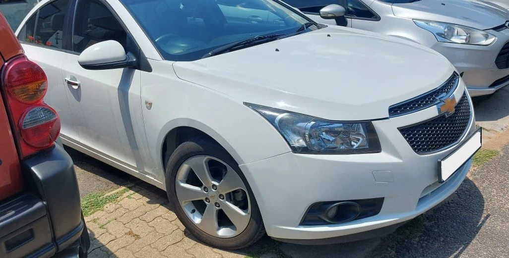 Chevrolet Cruze LT 2012 — Sold — Chevrolet Cruze LT for sale front right