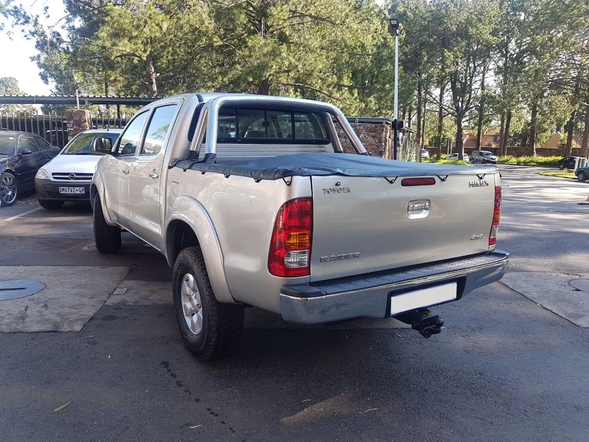 Toyota Hilux Raider 4x4 2006 — Sold — Toyota Hilux Raider 4x4 For Sale rear