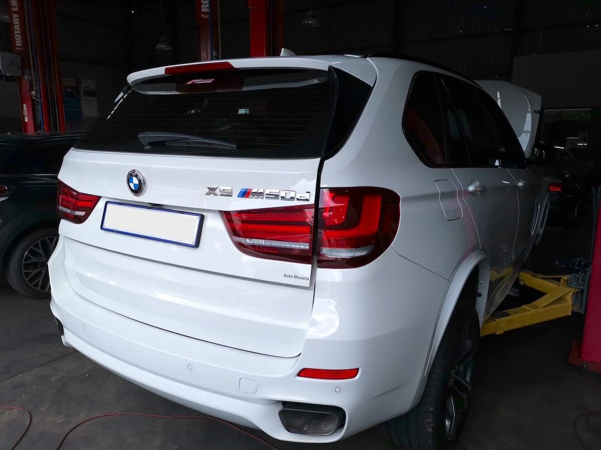 BMW X5 M50d Turbo & DPF Repair — BMW X5 F15 M50d Turbos recon DPF replacement rear 1