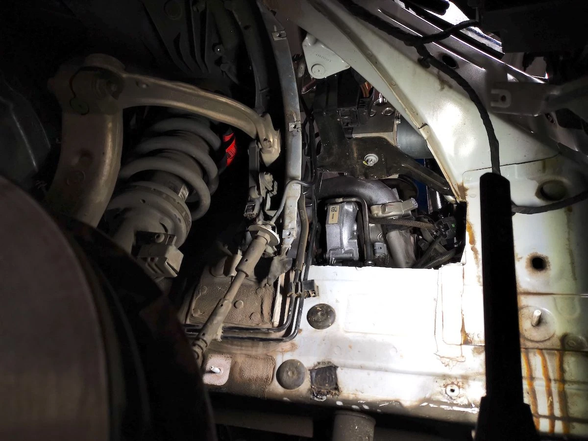 BMW X5 M50d Turbo & DPF Repair — BMW X5 F15 M50d Turbos recon installed