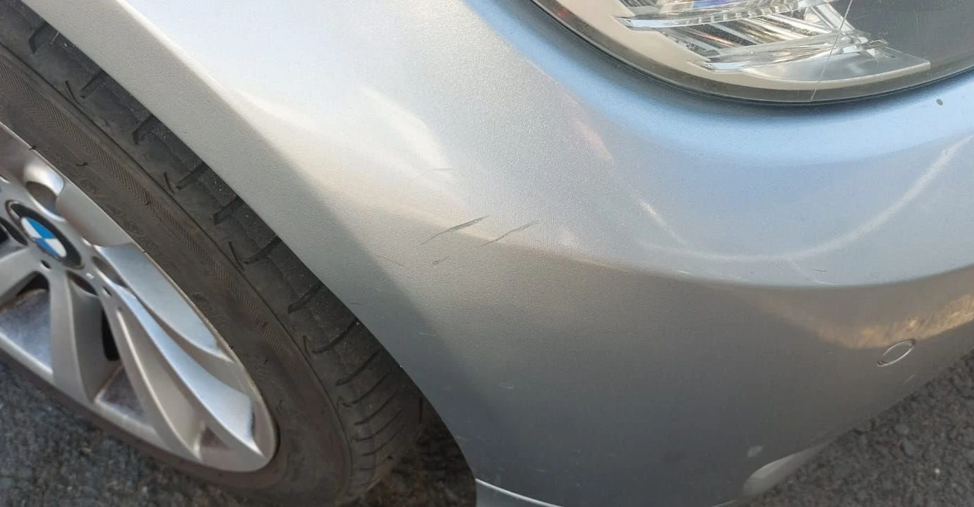 BMW 320i E90 2011 — Sold — BMW 320i e90 2011 for sale bumper scratch
