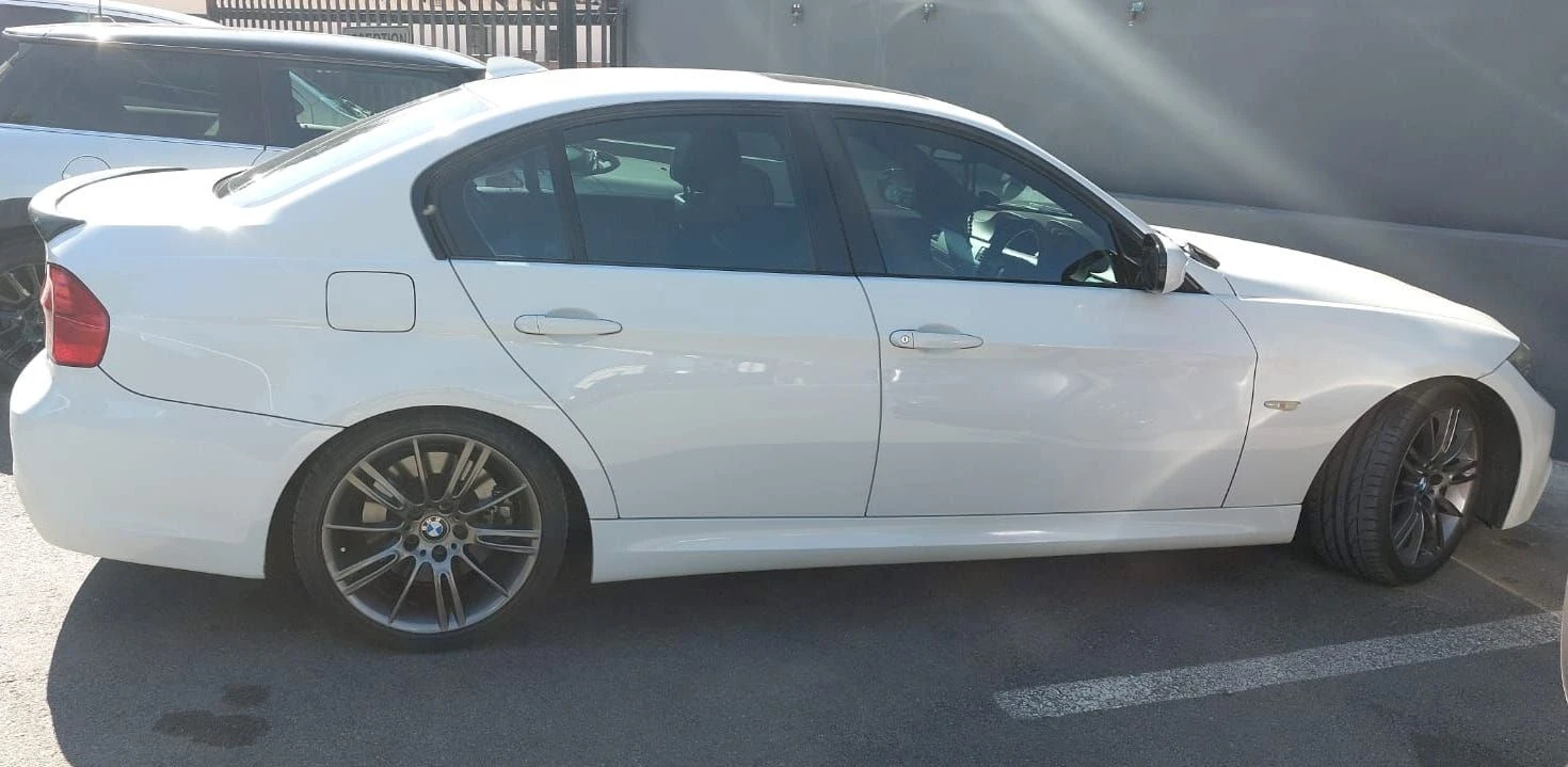 BMW 330d E90 Facelift 2010 — Sold — BMW 330d e90 for sale right side
