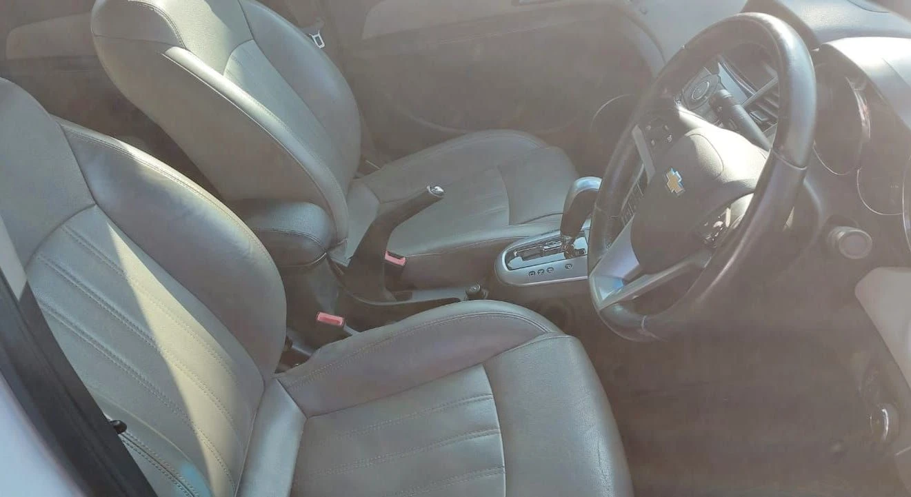 Chevrolet Cruze 1.8 LT 2012 — Sold — Chevrolet Cruze 1.8LT 2012 For Sale front interior