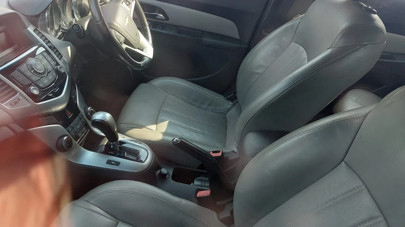 Chevrolet Cruze 1.8 LT 2012 — Sold — Chevrolet Cruze 1.8LT 2012 For Sale interior
