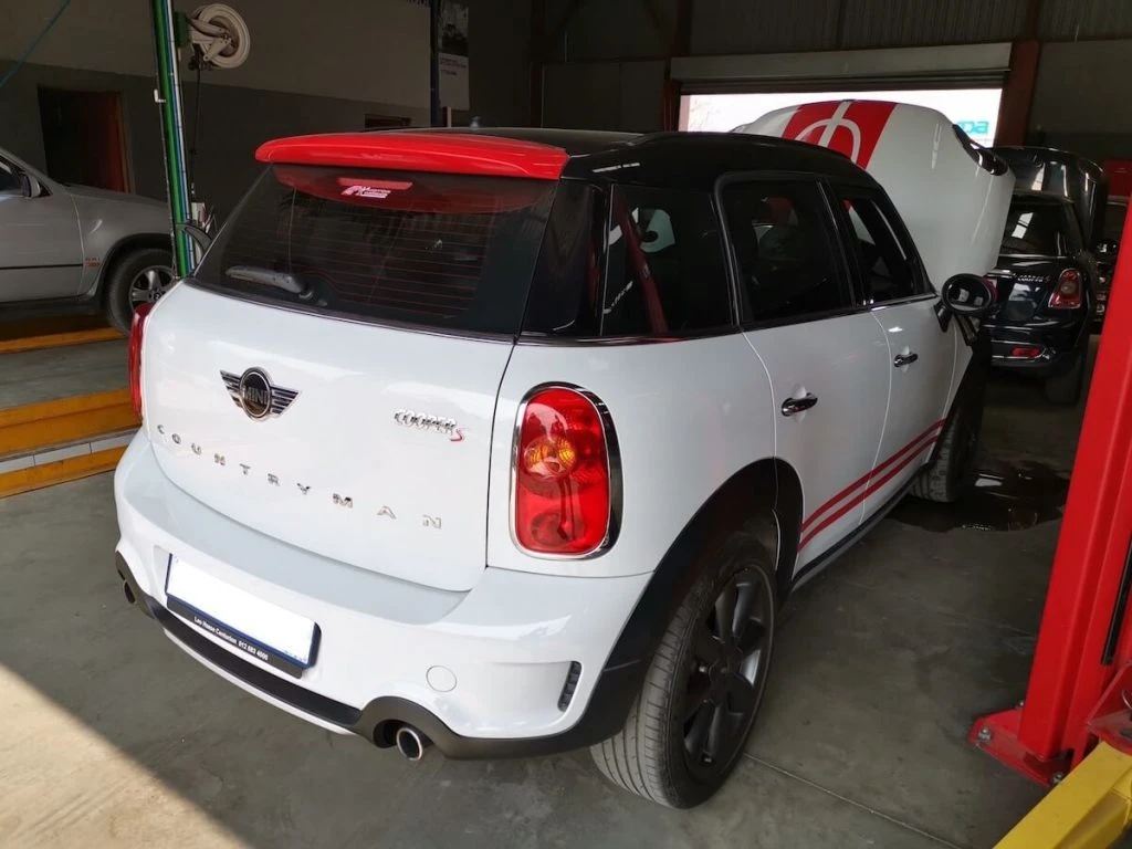 Oil and Coolant Leaks: Why Early Diagnosis Matters — Mini CooperS Countryman water leaks