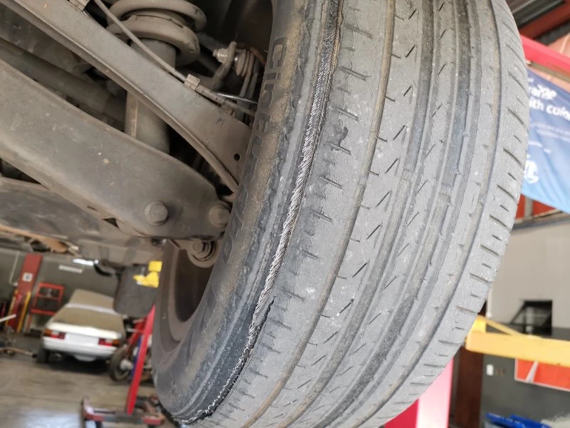 BMW X3 Steering Rack Problem — BMW X3 badly worn tyres