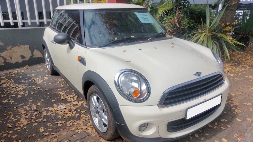 MINI Cooper One 3-Door Hatch R56 — Sold — Mini Cooper R56 3 Door For Sale